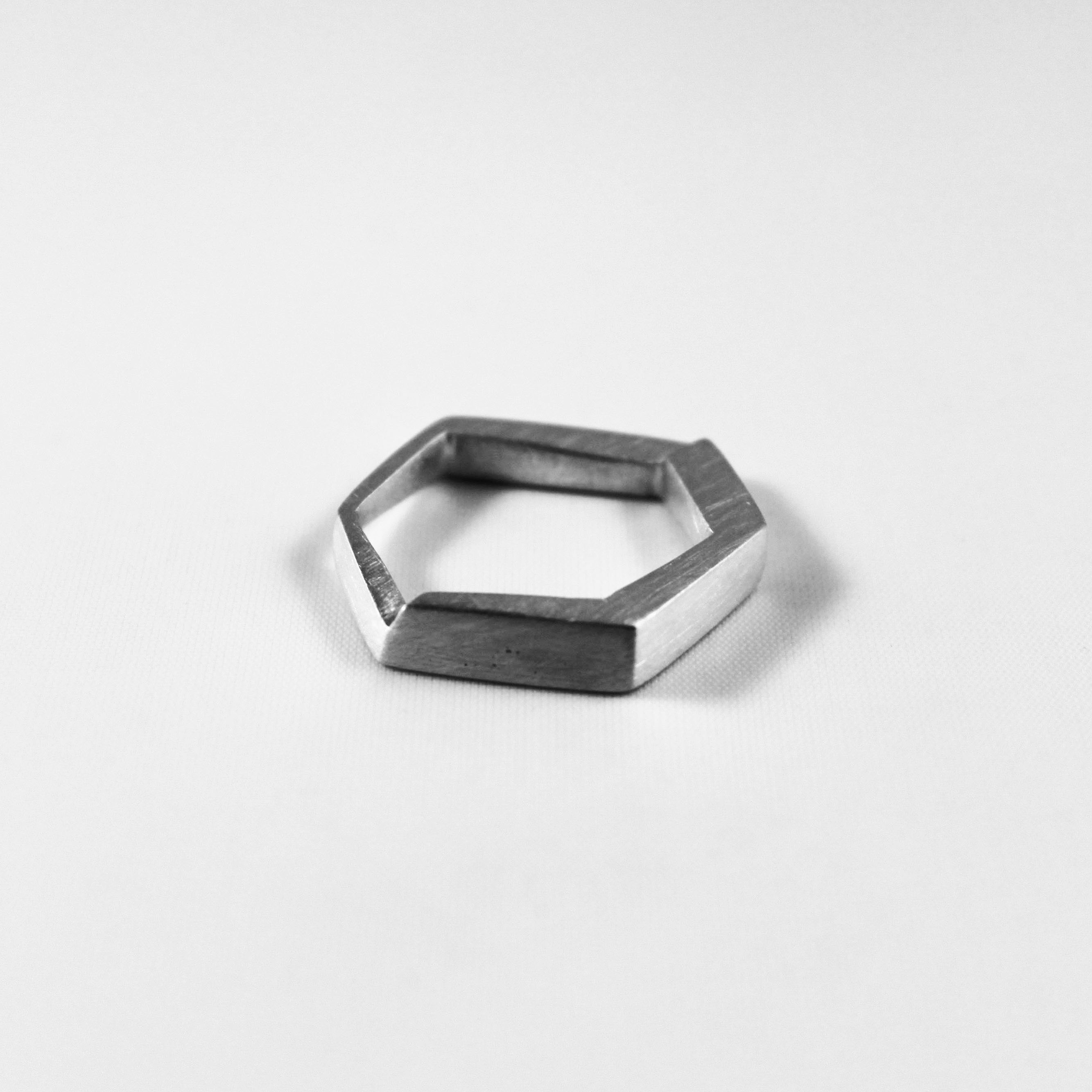 Maak een uniek juweel in de verloren wastechniek