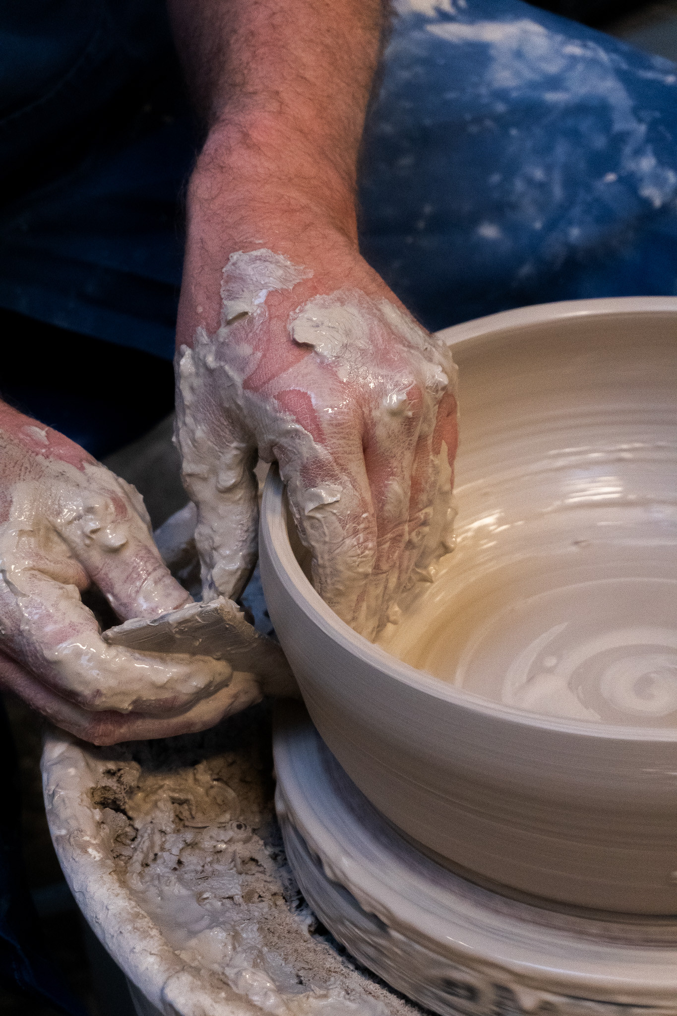 Pottenbakken met de draaischijf - Ochtend-workshop - Foto