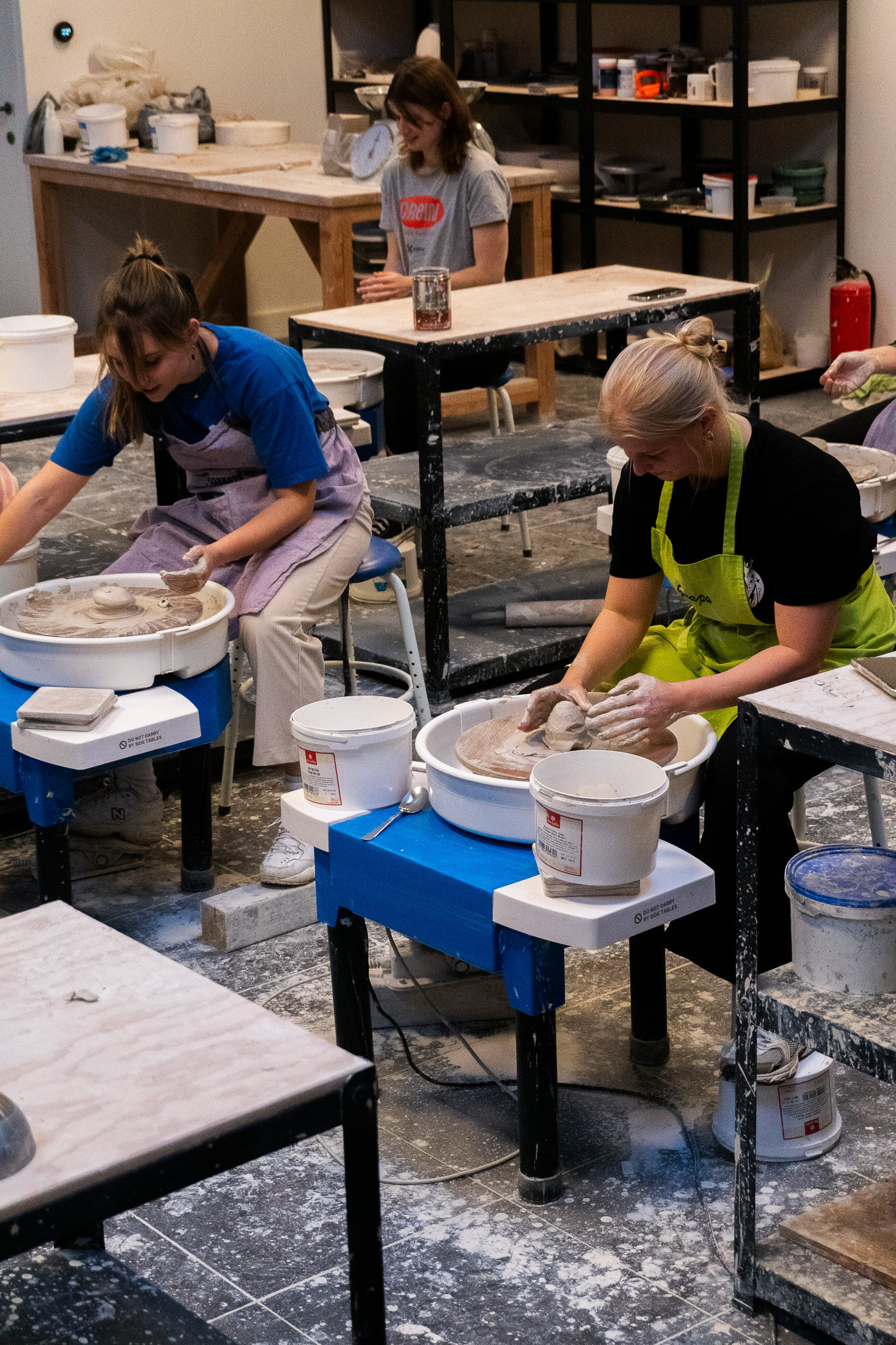 Pottenbakken met de draaischijf - Ochtend-workshop - Foto