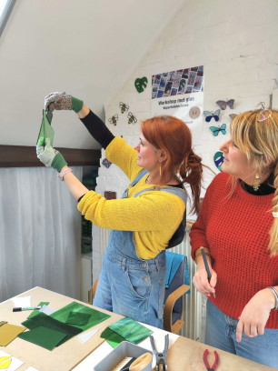 glas-in-lood:  koperfolietechniek/ Tiffany workshop in een klein gezellig atelier