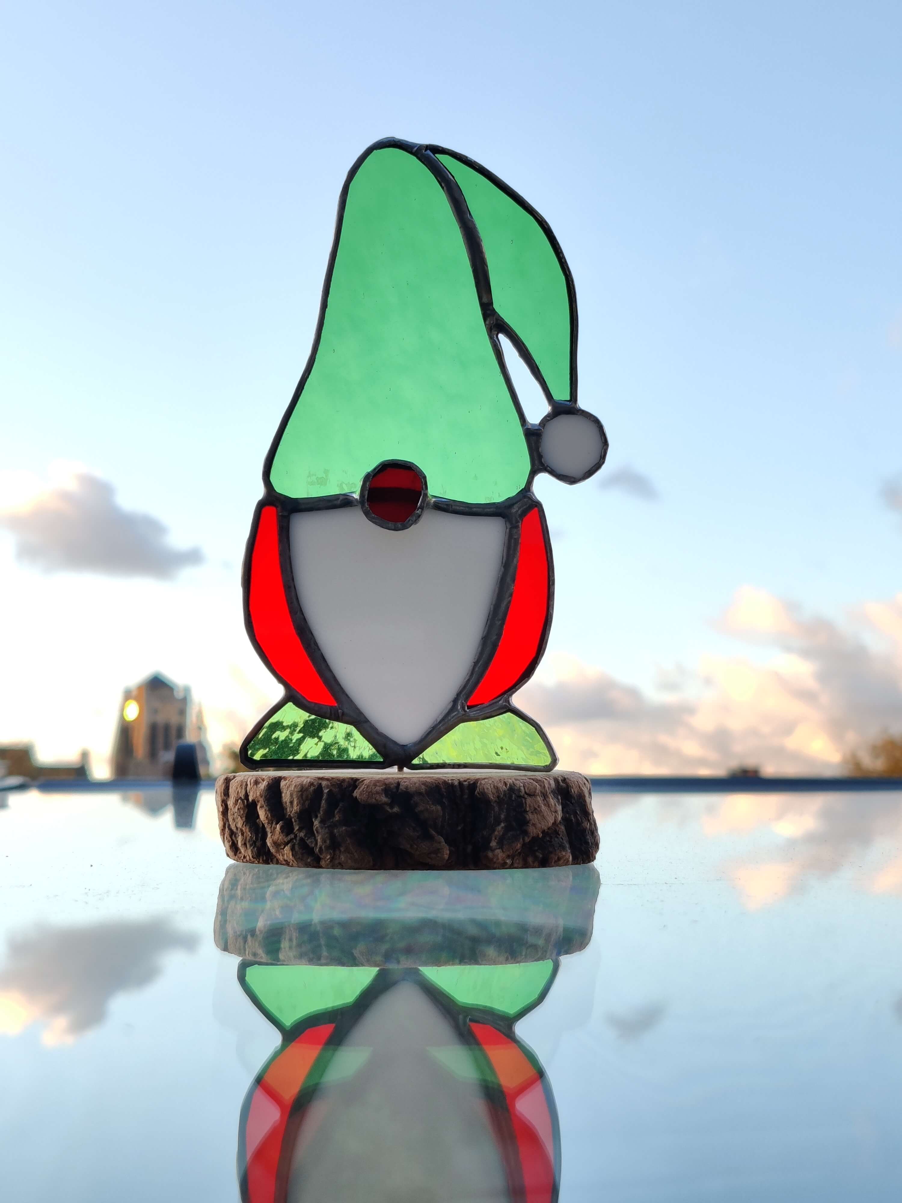 glas-in-lood: koperfolietechniek/ Tiffany workshop in een klein gezellig atelier - Foto