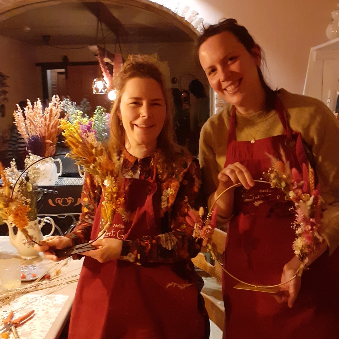 Workshop Flowerhoop met droogbloemen - Foto