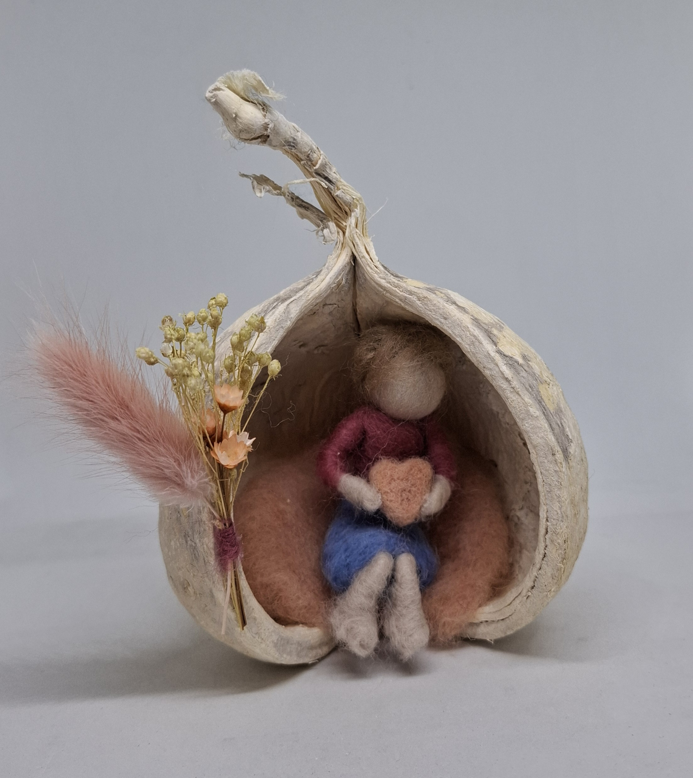 Innerlijk kind uit wol - Foto