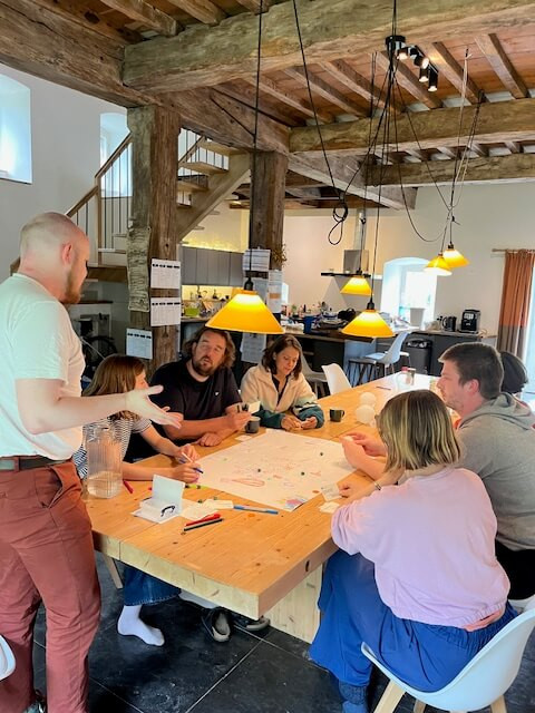 Teken je eigen fantasy kaart - Foto