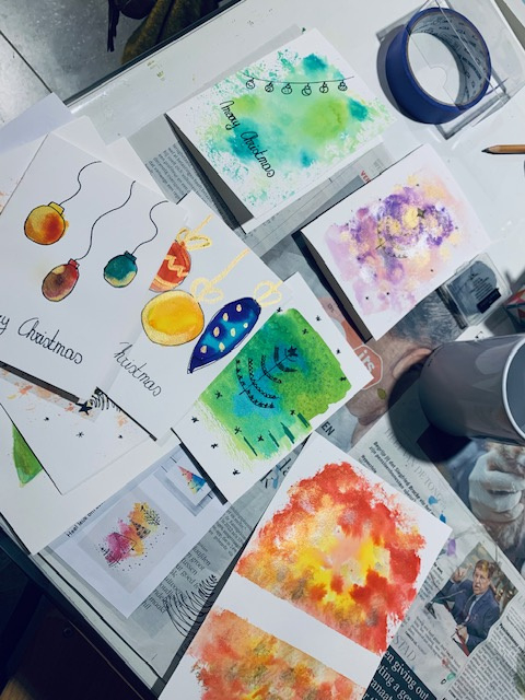 Kerstkaarten met ecoline en acrylinkt - Foto