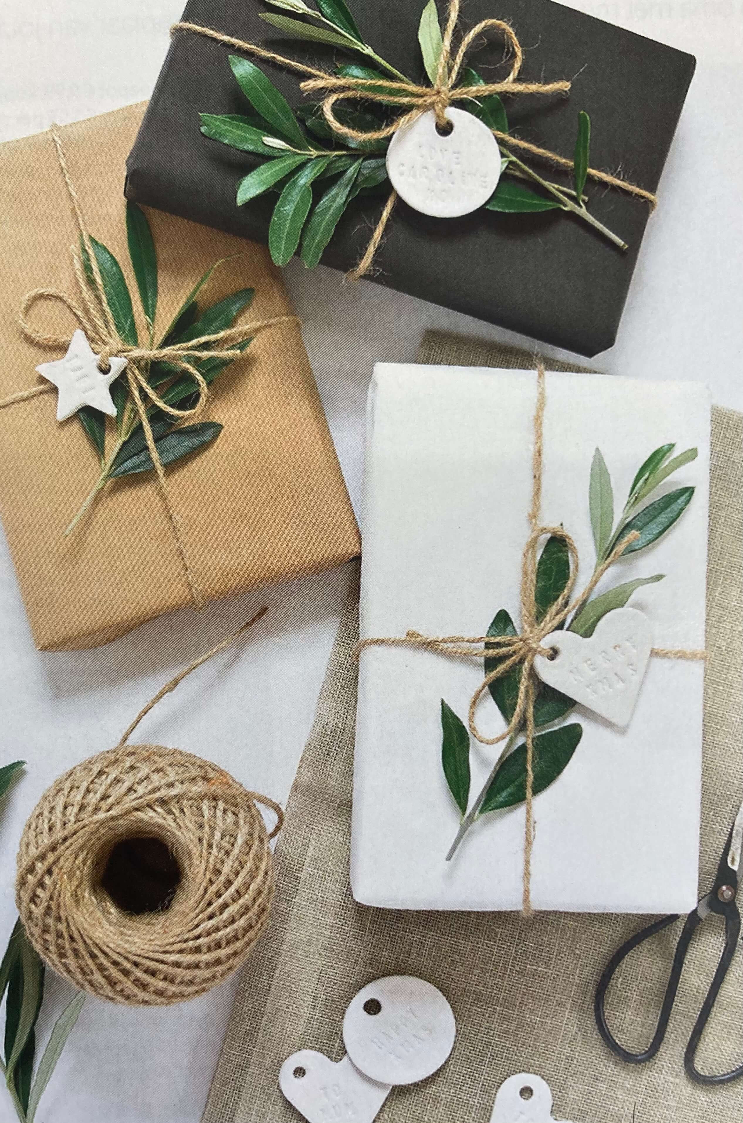 pakjeslabel of kerstornament in klei @ Libelle Winterfair - 13 / 11 om 10u15 - Foto