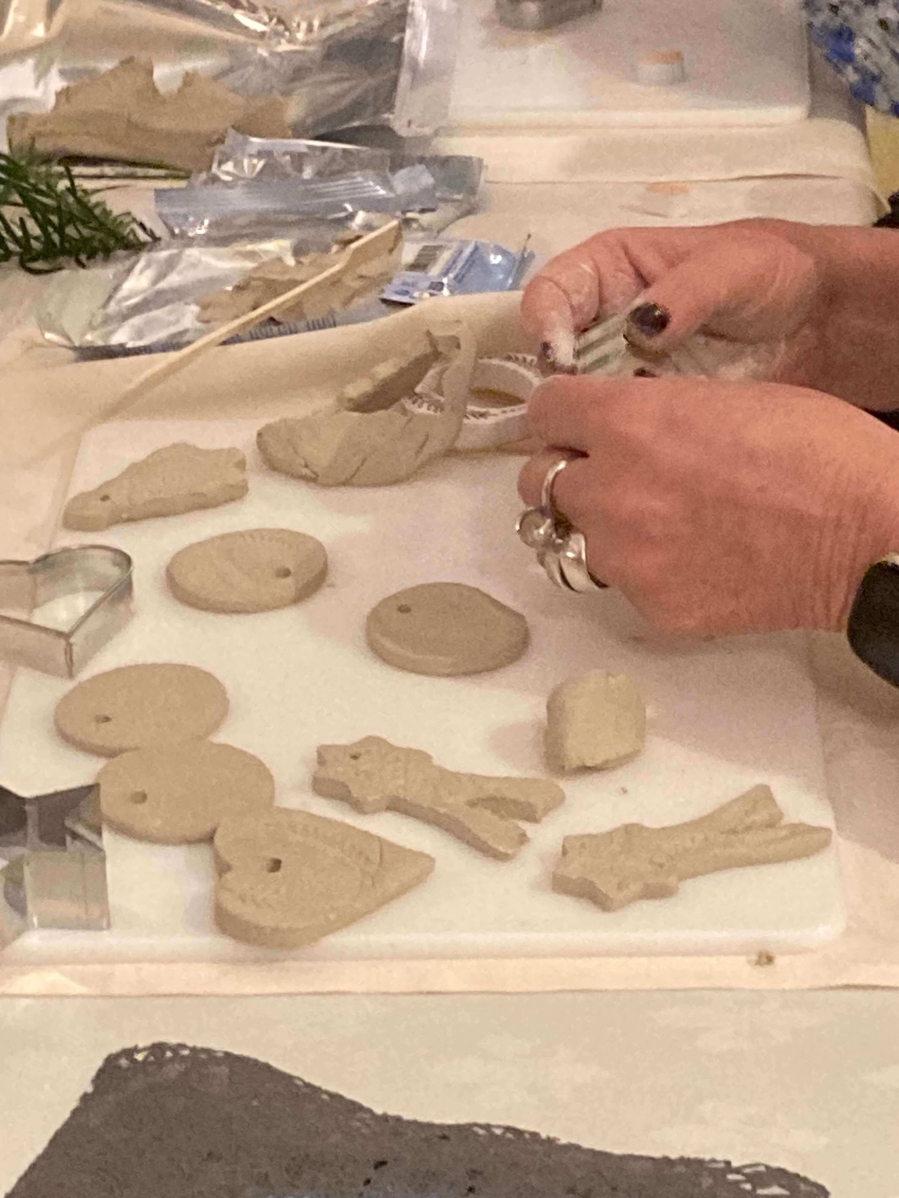 pakjeslabel of kerstornament in klei @ Libelle Winterfair - 13 / 11 om 11u45 - Foto