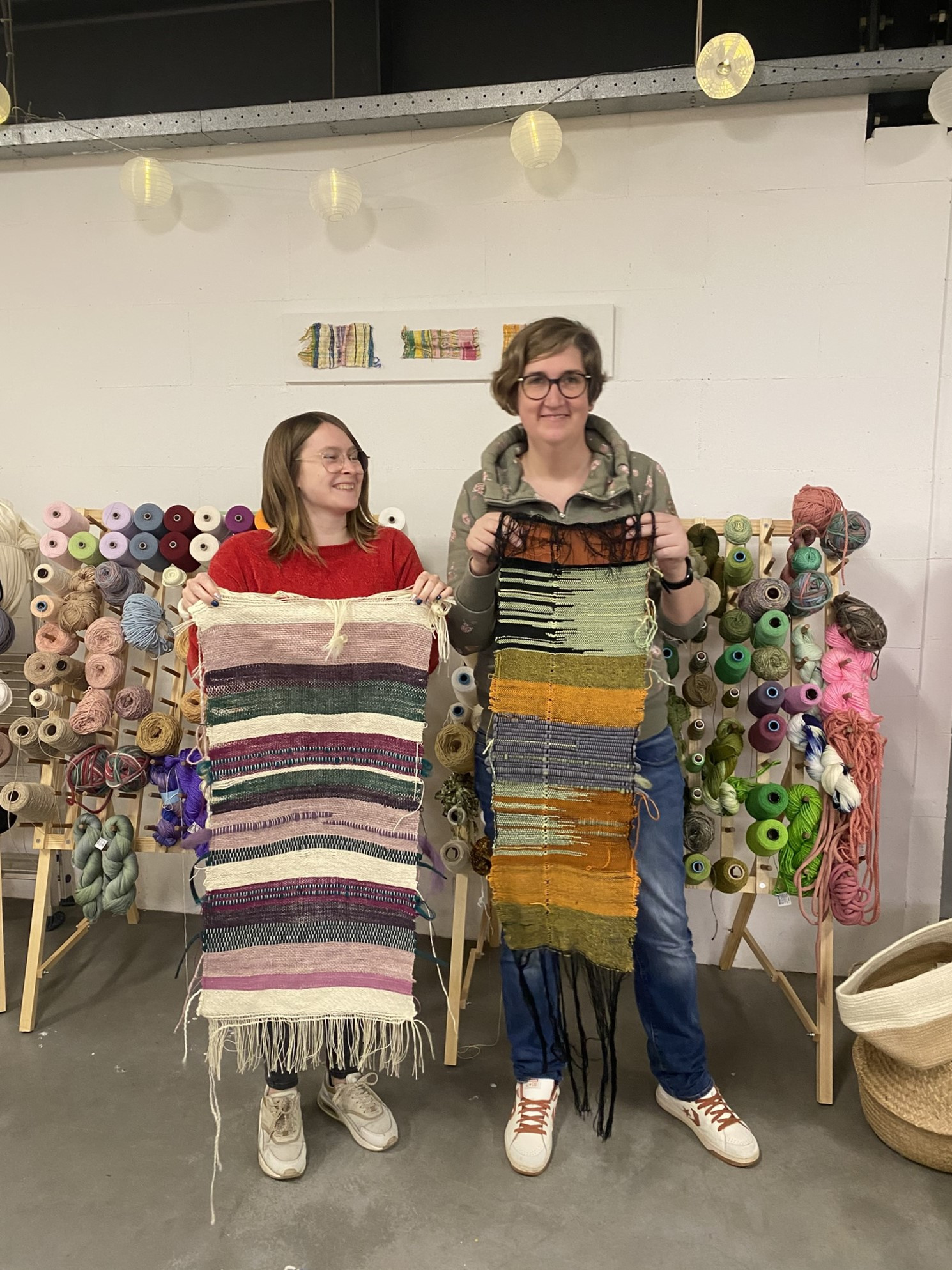 Vrij Weven: Je eerste stapjes in een hip ambacht" – Ontsnap, ontdek & creëer jouw eigen stijl. 🌿🧶 - Foto