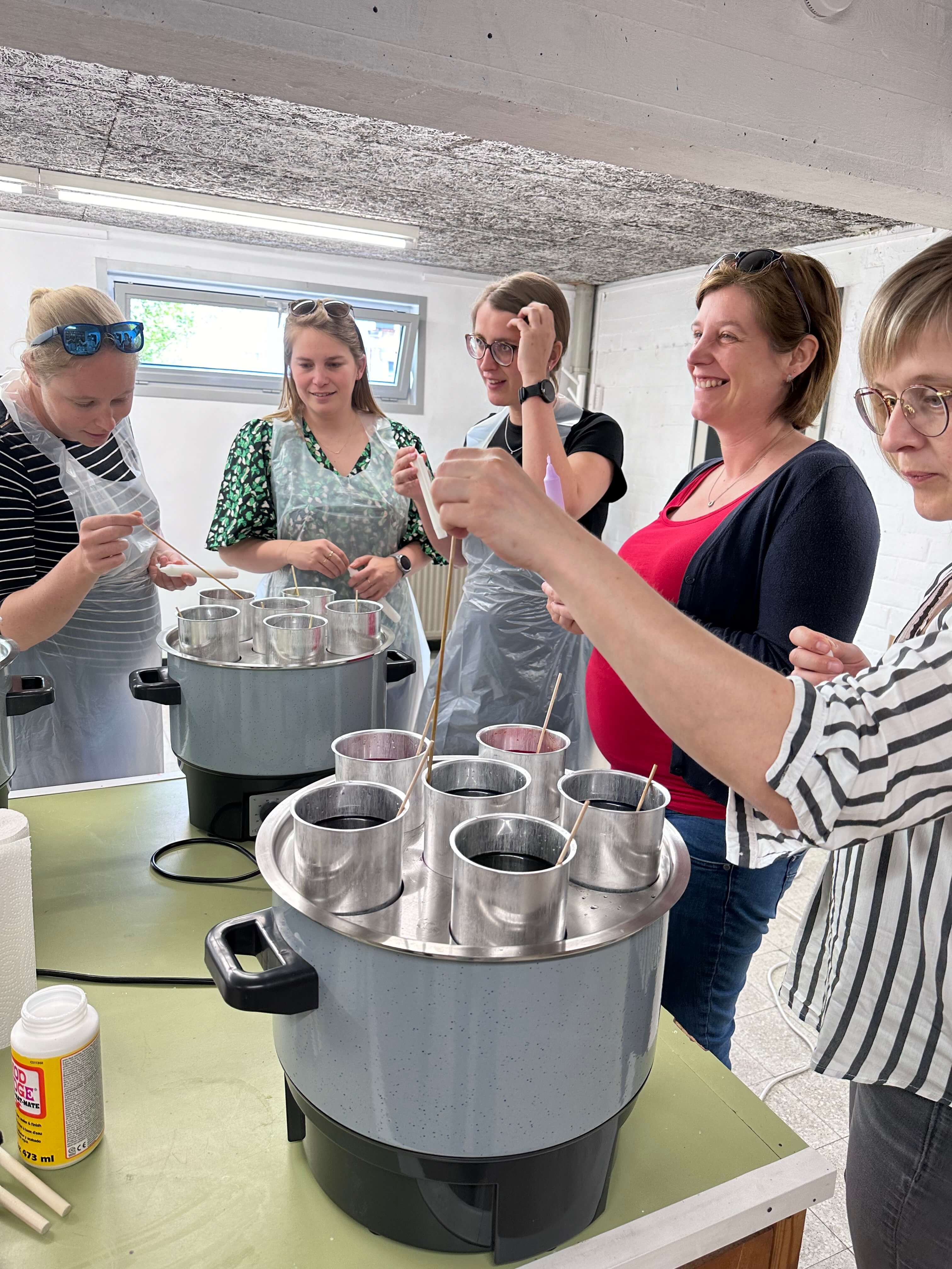Kaarsen Dip & Drip Workshop 🕯️ (namiddag) - Foto