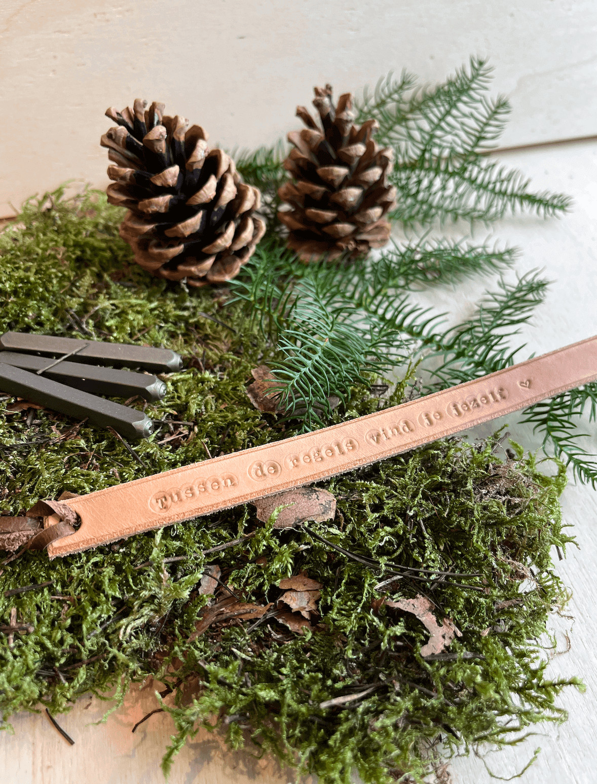 Lederen boekenlegger "Stempelen" @Libelle Winterfair - 13/11/2025 om 11u - Foto