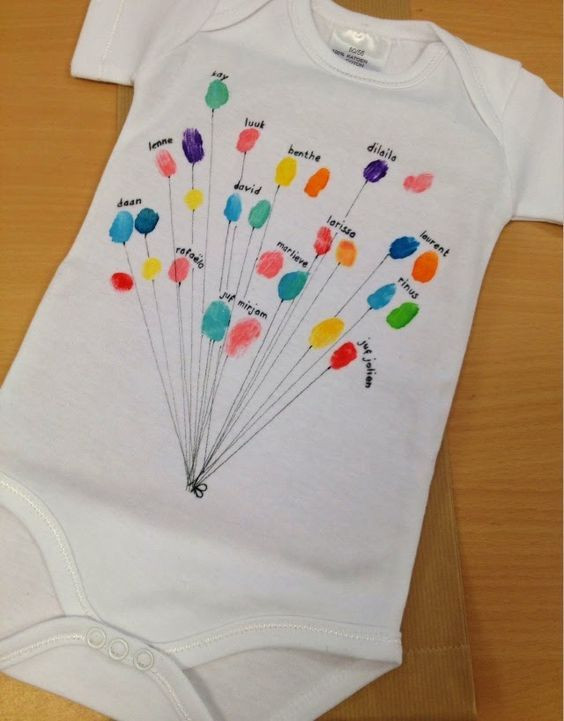 Babyshower workshop: Rompertjes personaliseren 🎨 - Foto