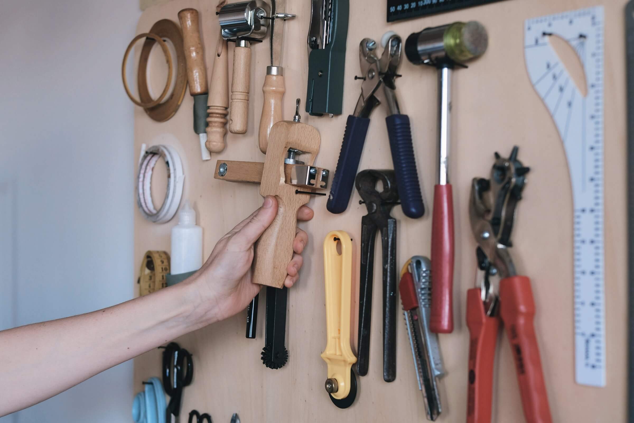 Maak je eigen leren tas - Workshop 👜 - Foto