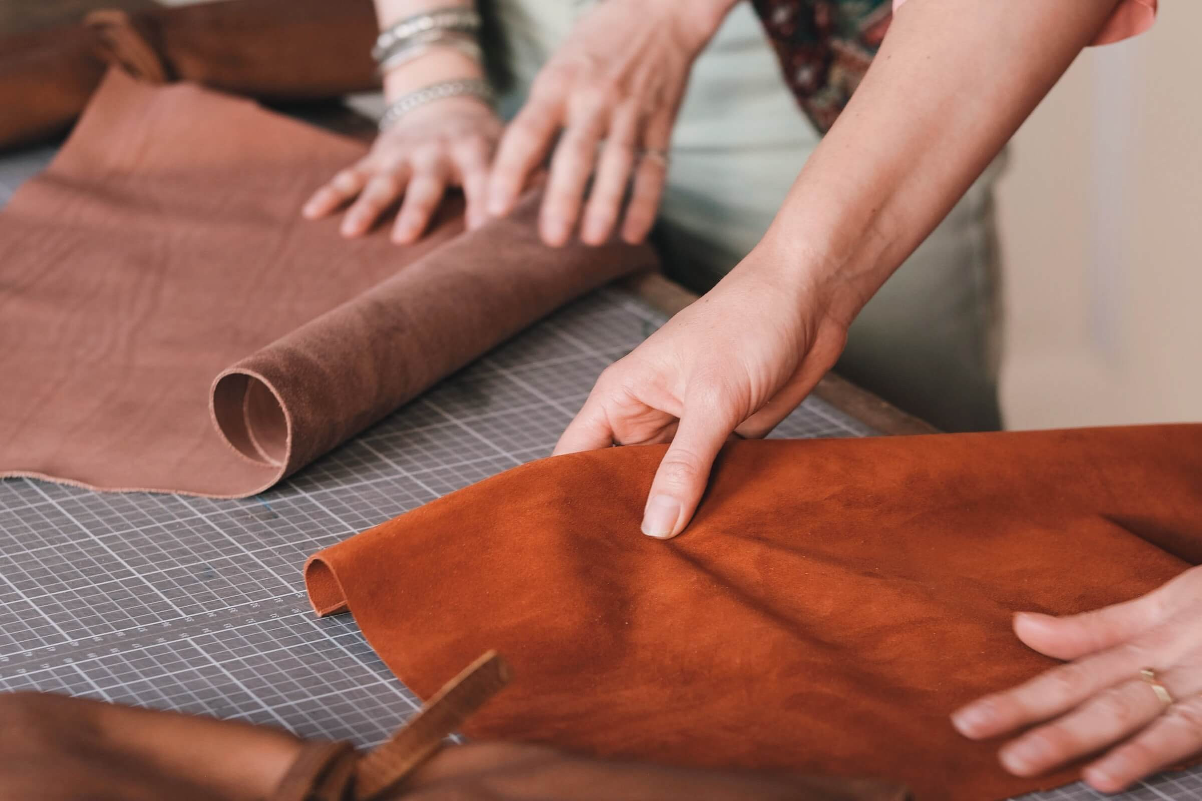 Maak je eigen leren tas - Workshop 👜 - Foto