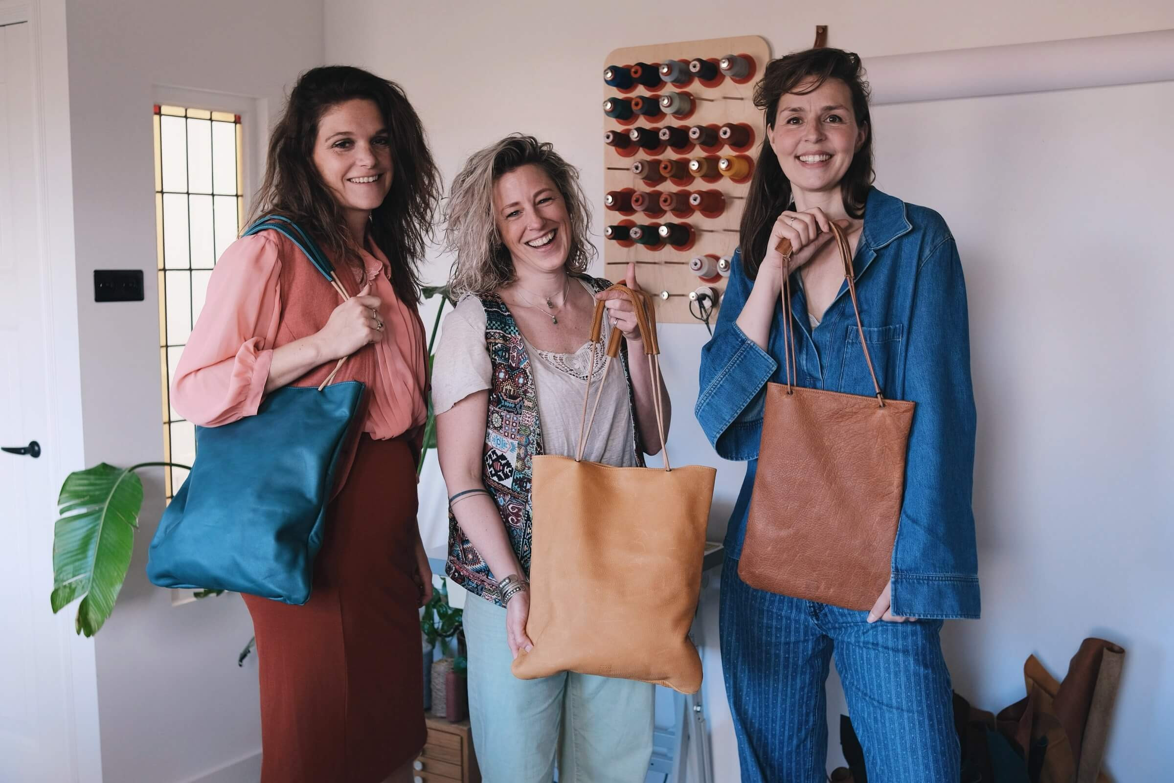 Maak je eigen leren tas - Workshop 👜 - Foto
