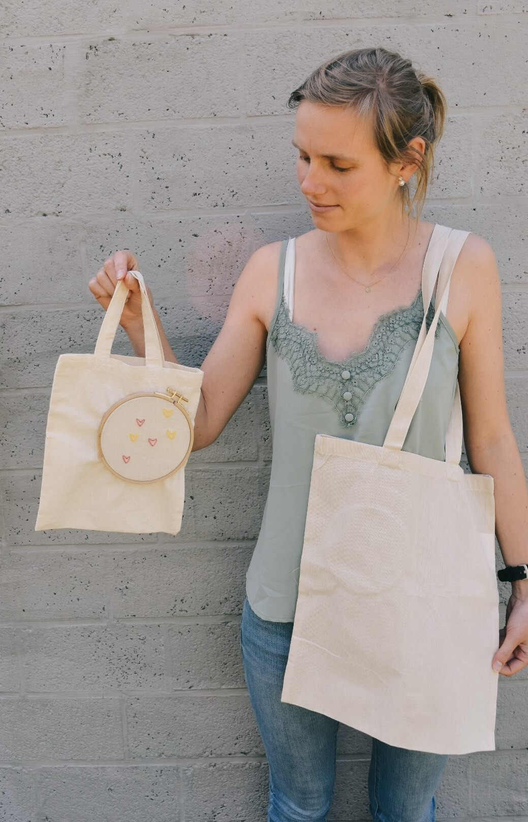 Geef je kleding nieuw leven met borduren (Mini Workshop) - Foto