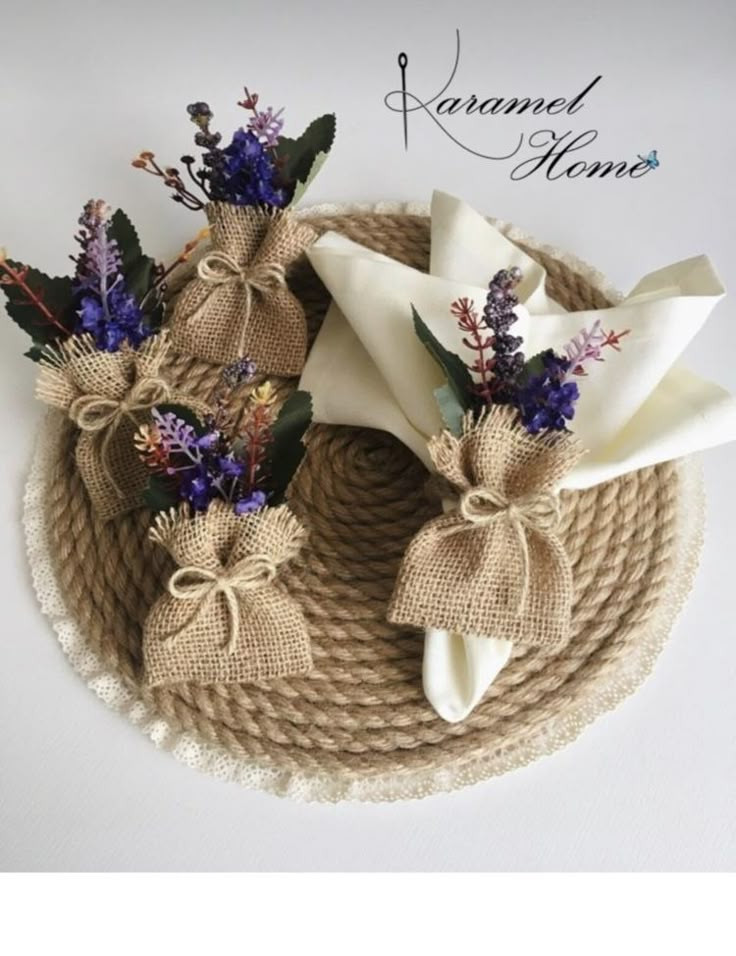 Workshop: Servietringen maken – een feestelijke finishing touch voor jouw kersttafel @Libelle Winterfair - 16/11 om 14u30 - Foto