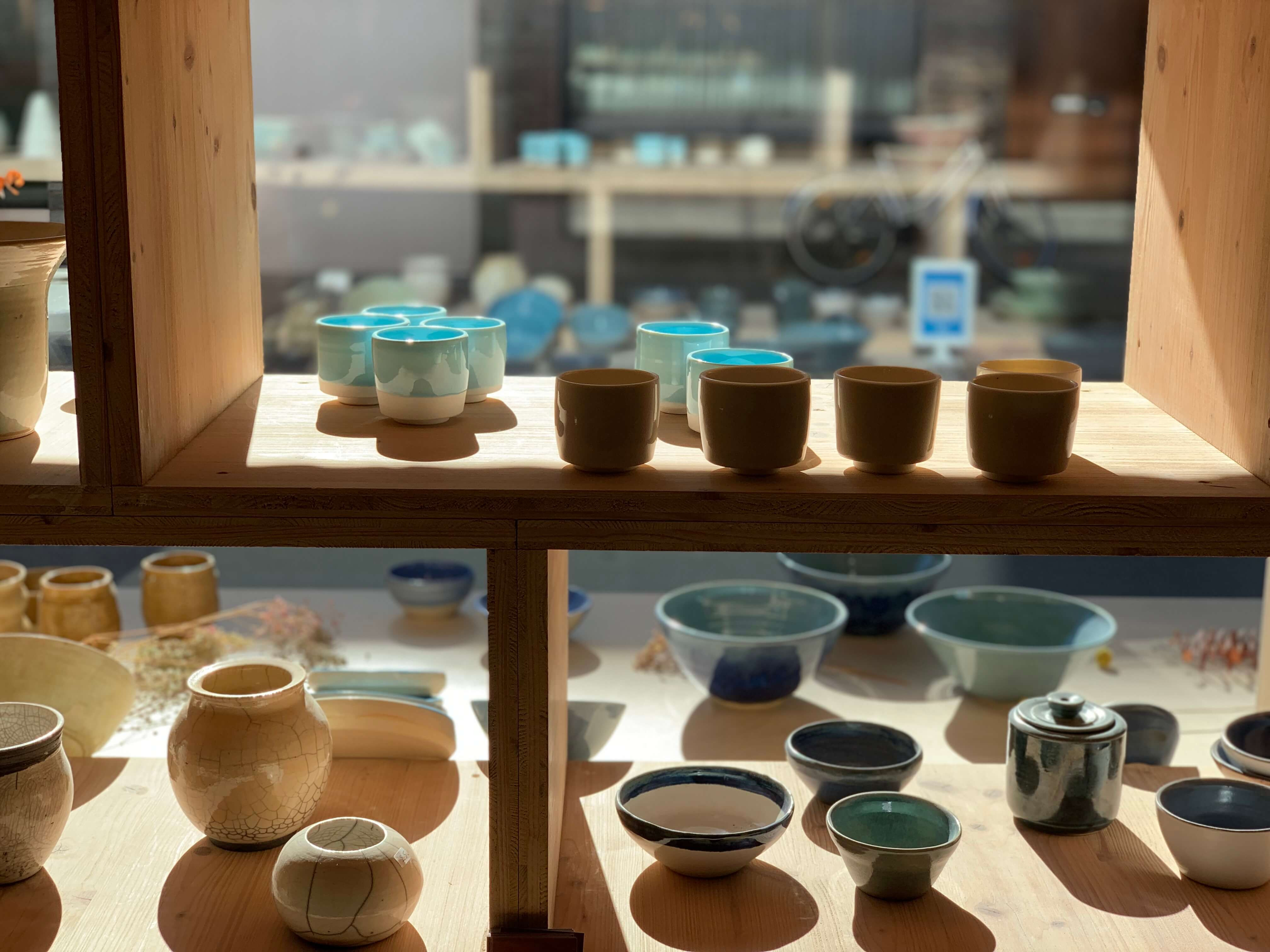 Workshop initiatie pottenbakken: eerste stappen aan de draaischijf - Foto