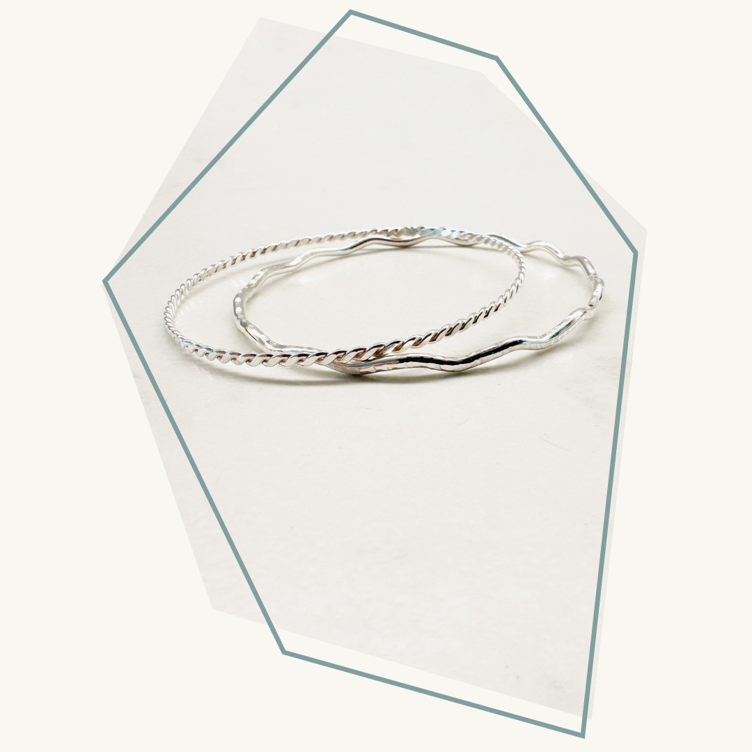 Zilveren armbanden - Foto