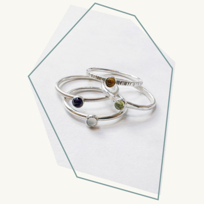 Zilveren ring met geboortesteen