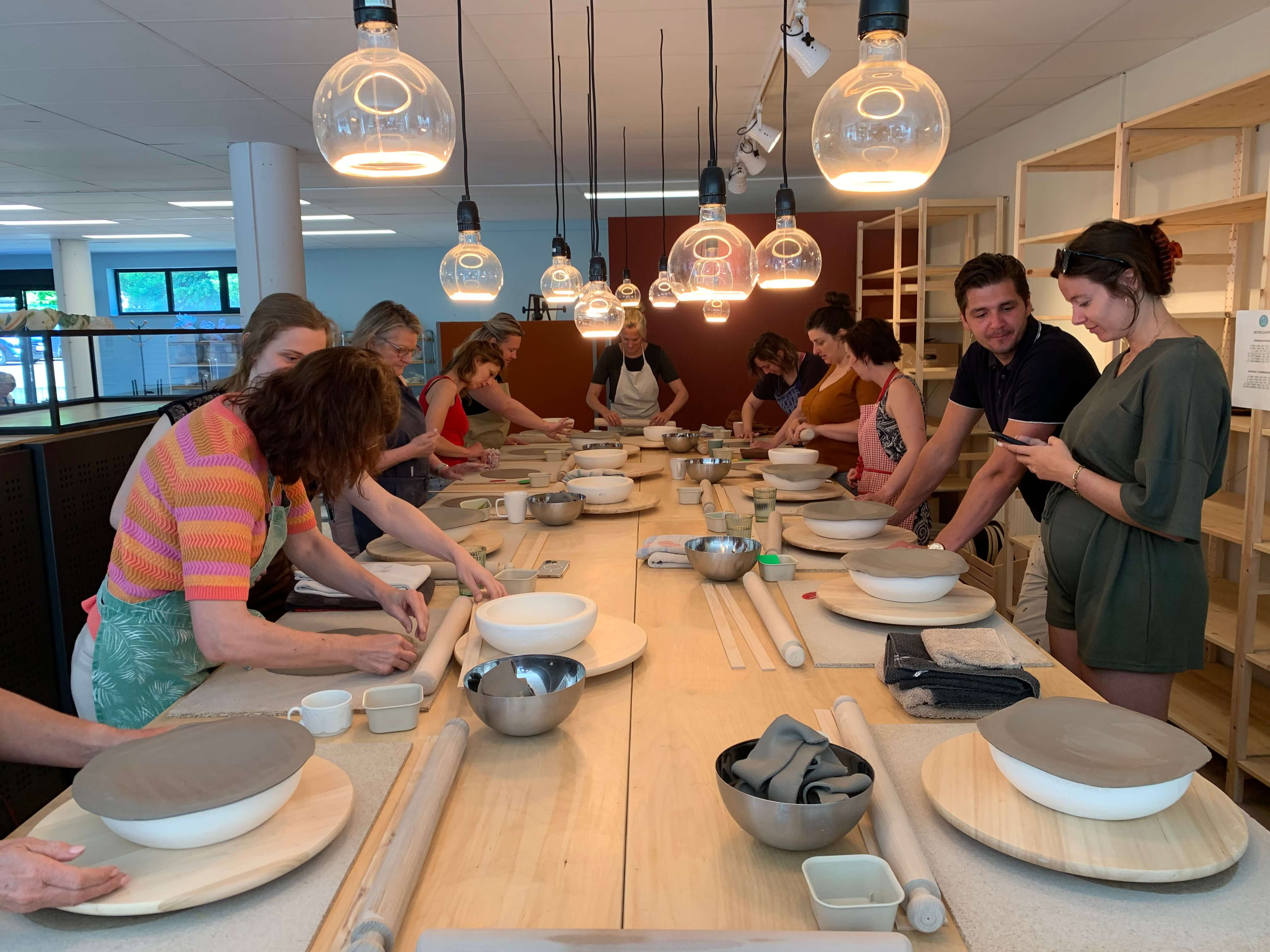 Workshop keramiek: drie kommen maken met mallen - Foto