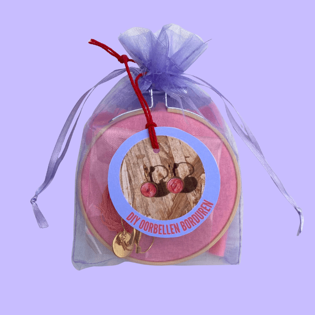 Borduurpakket DIY oorbellen - Foto