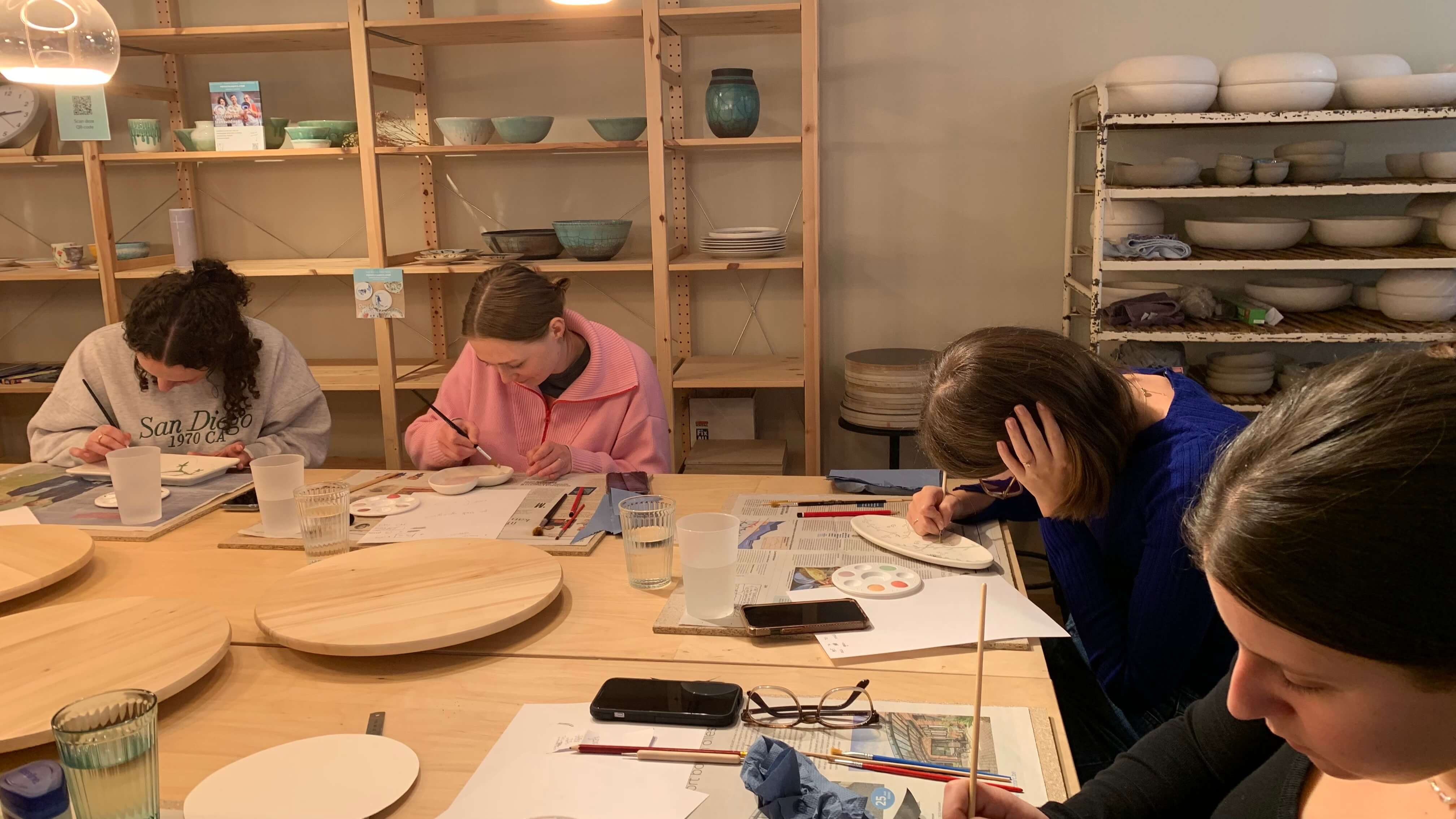 Pottery Painting - Workshop @Pepa Ceramics - Foto