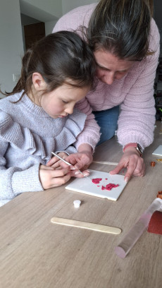 Oorbellen uit polymeerklei