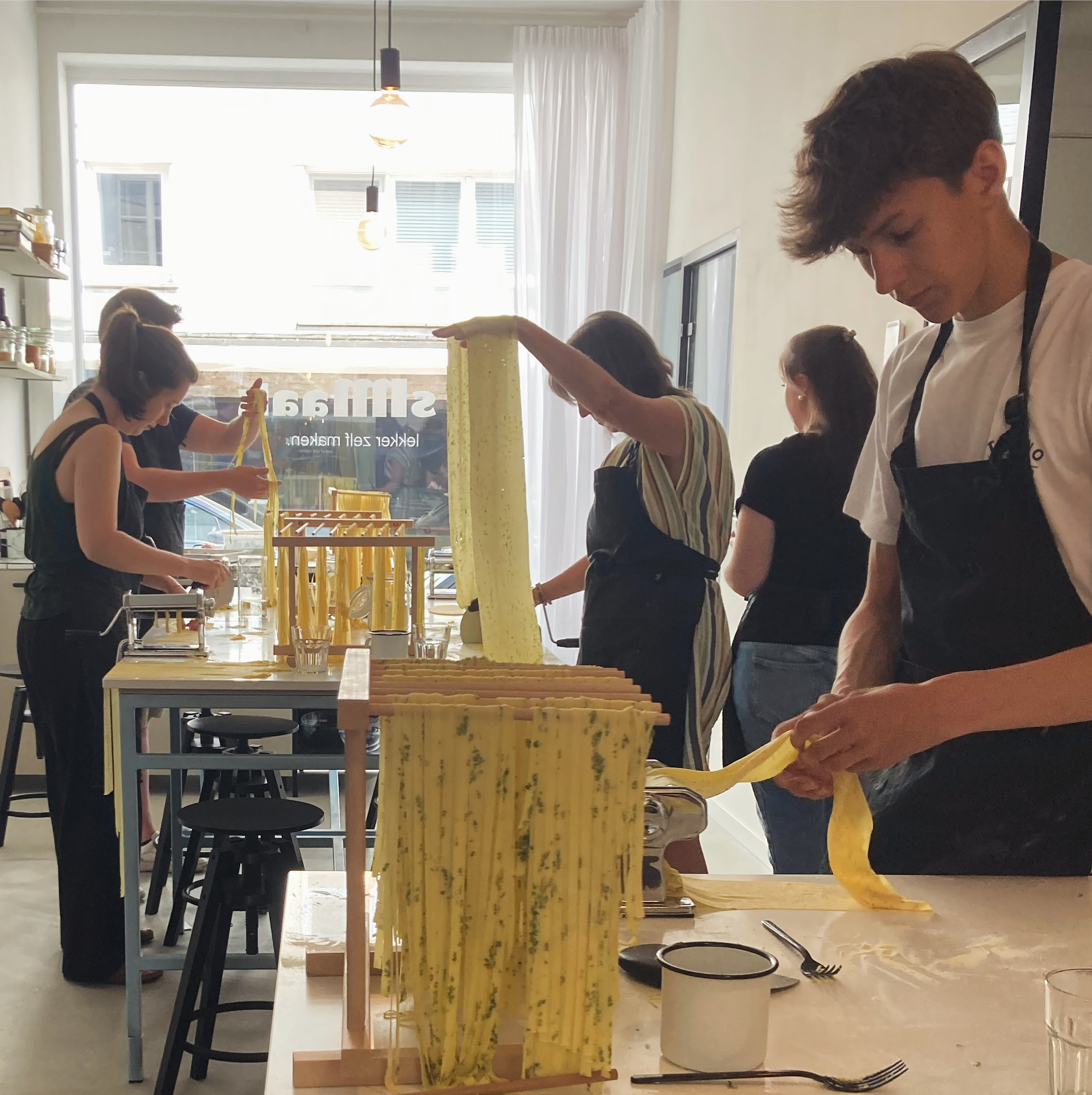 Workshop pasta maken met diner - Foto