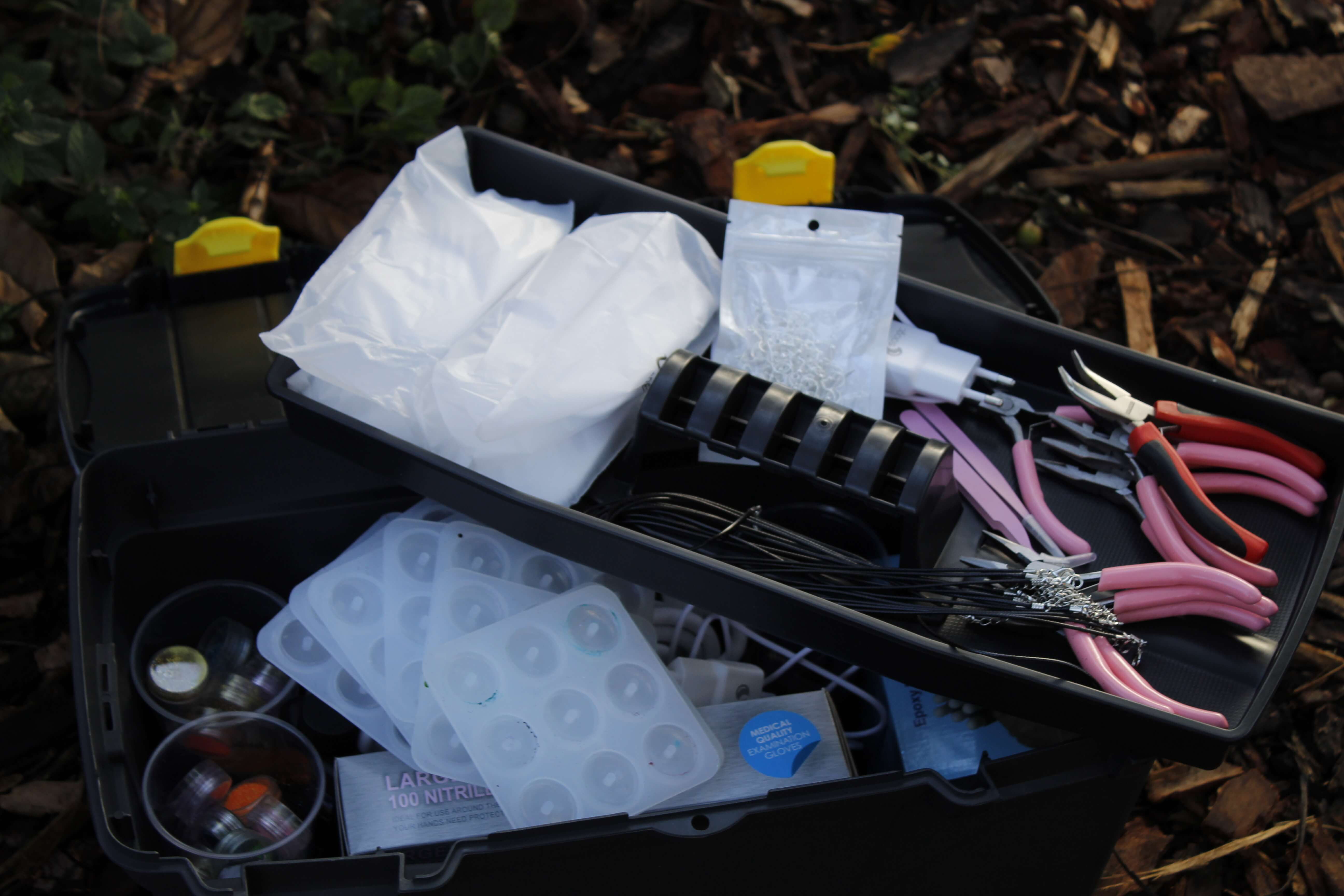 epoxy huurbox donutketting - Foto