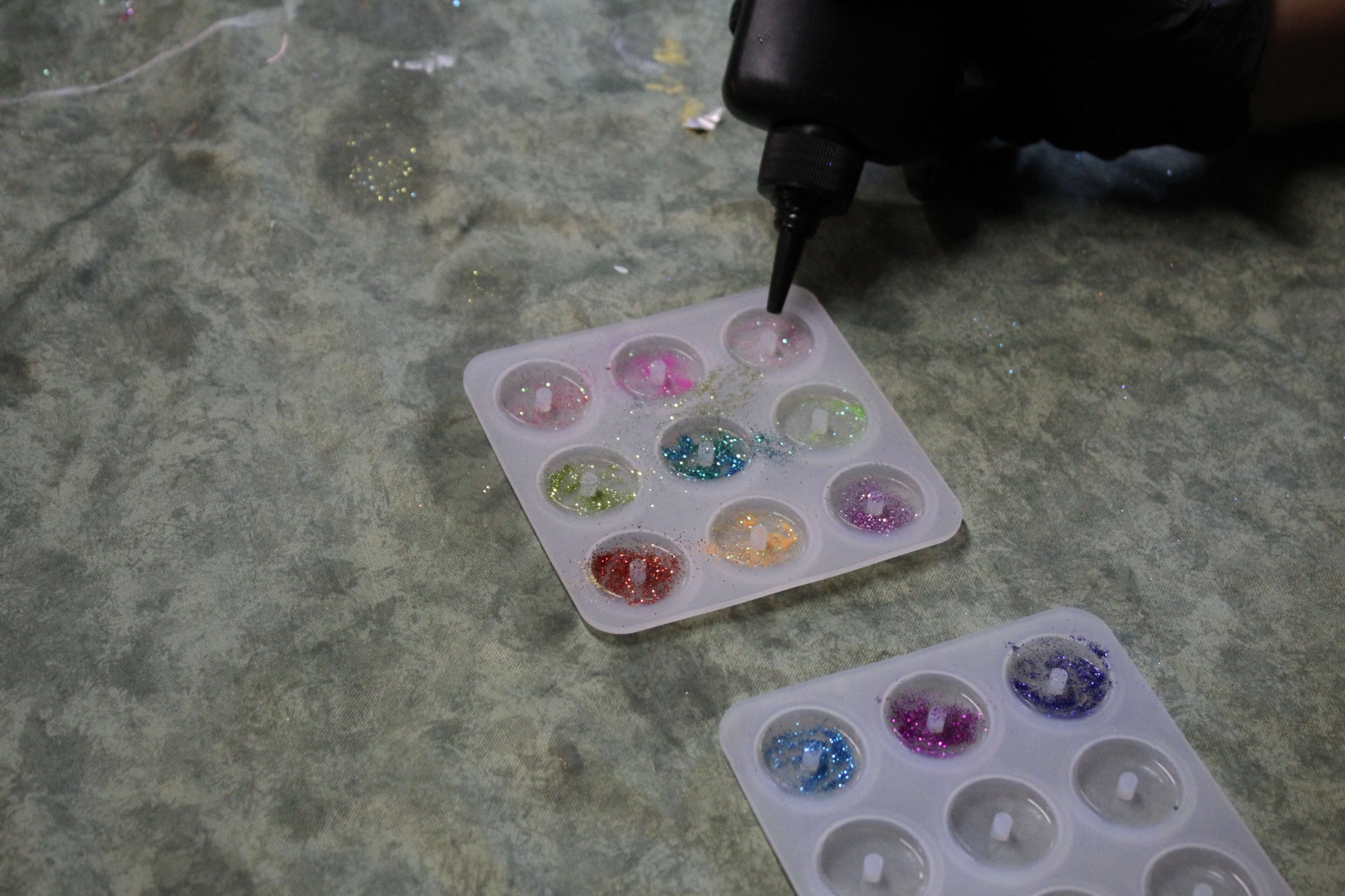 epoxy huurbox donutketting - Foto