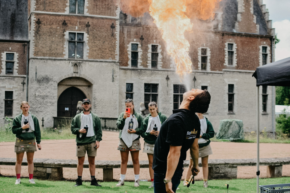 Workshop Vuurspuwen 🔥bij jou op locatie - Foto