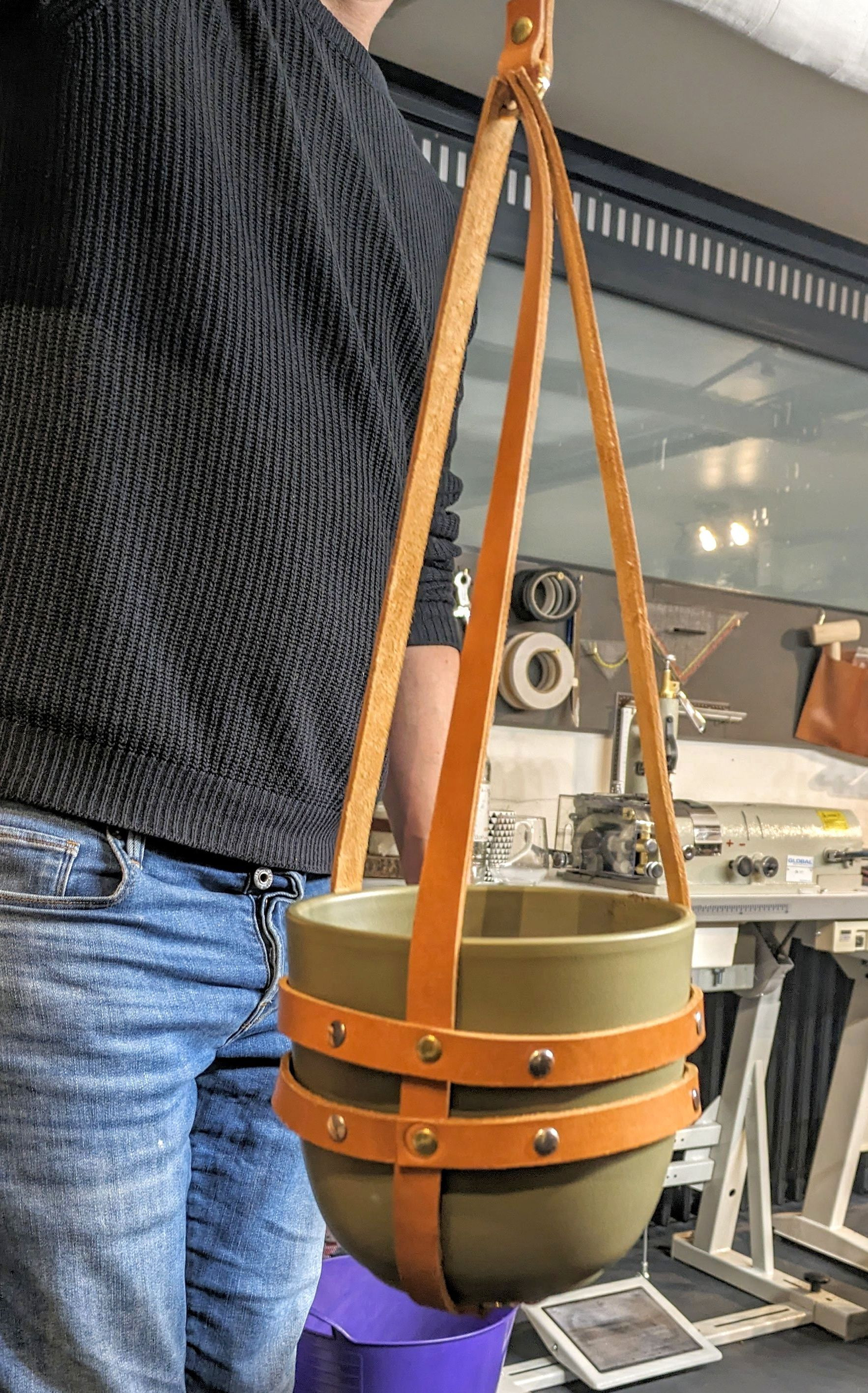 Plantenhanger in leer - Foto