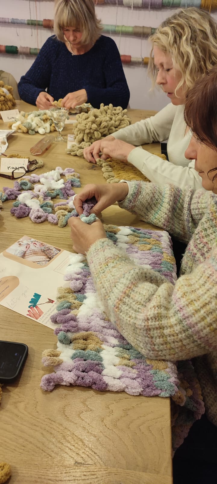 Workshop Handbreien met Puffy Lussenwol – Zachte creaties met je eigen handen - Foto
