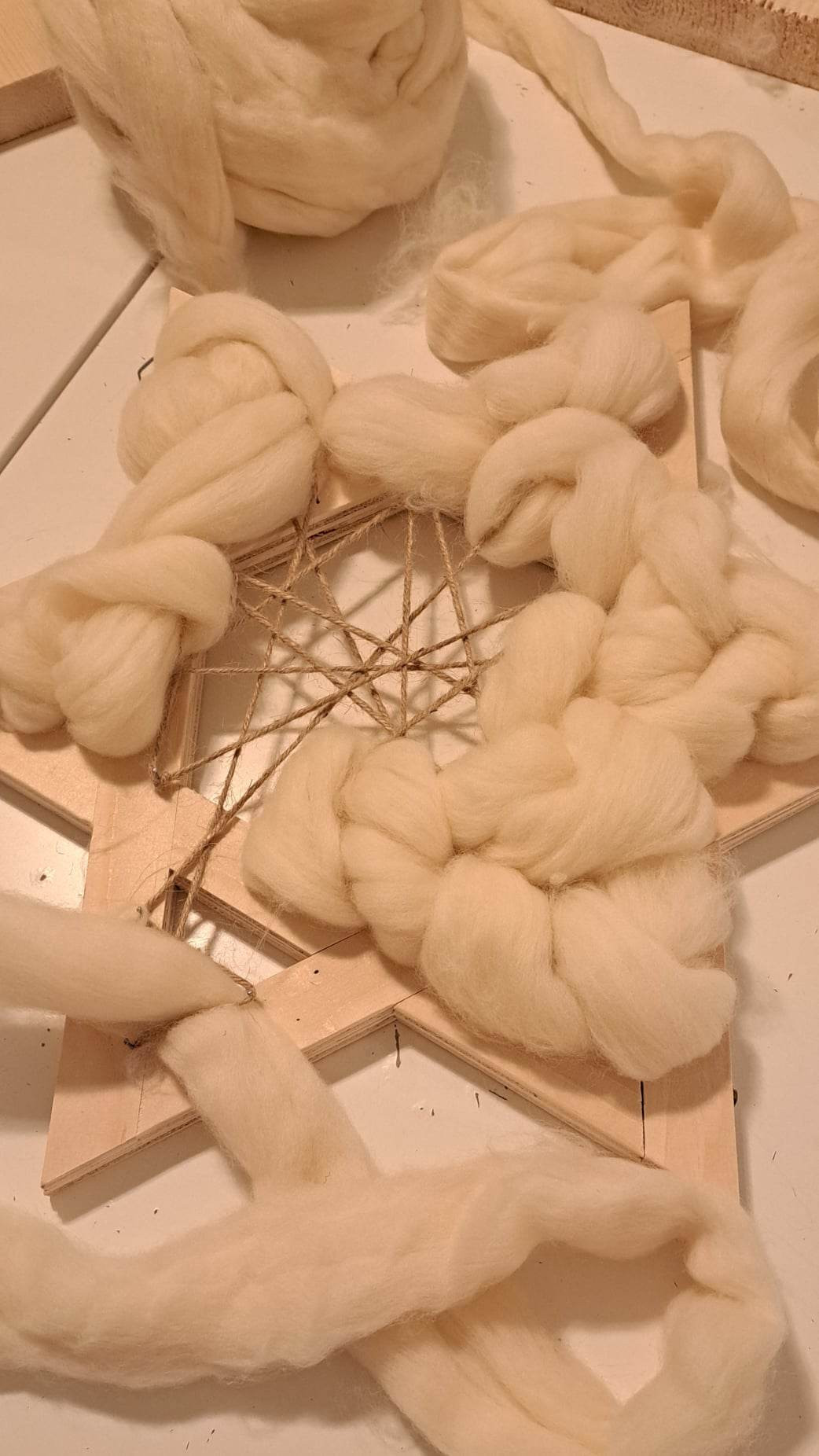 Workshop houten kerstster met lontwol - Foto