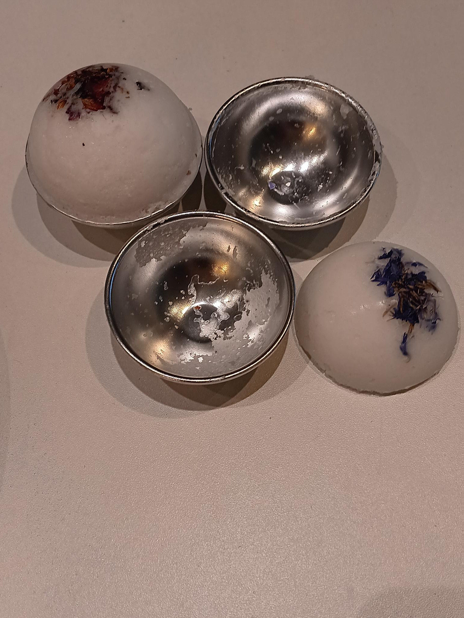 Creatief kinderfeestje Bruisbal en kneedzeep - Foto