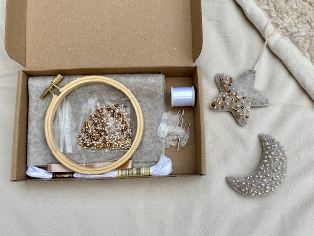 DIY Pakket: Vilten kerstboomhangers met kralen