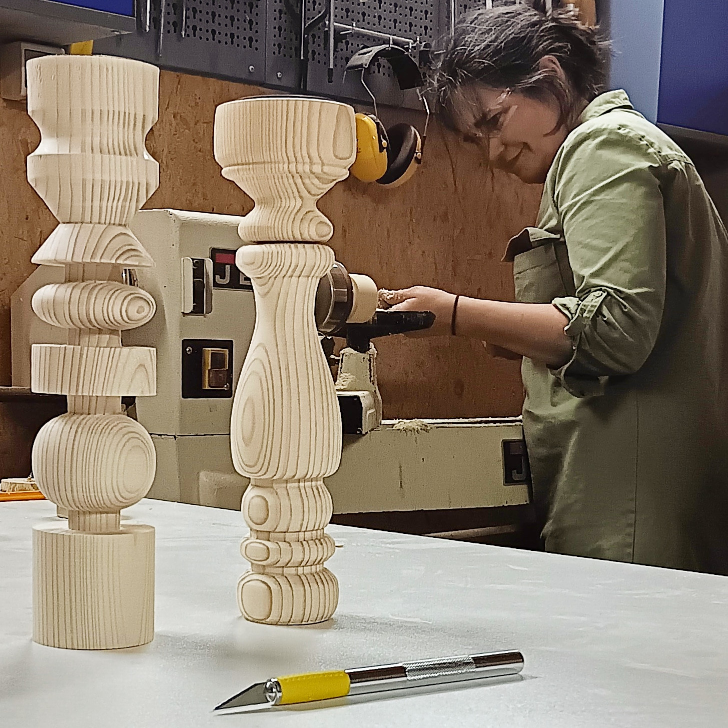 Houtdraaien - Totem Kandelaar - Foto