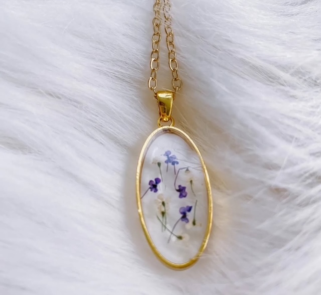 Workshop juwelen in hars - Foto