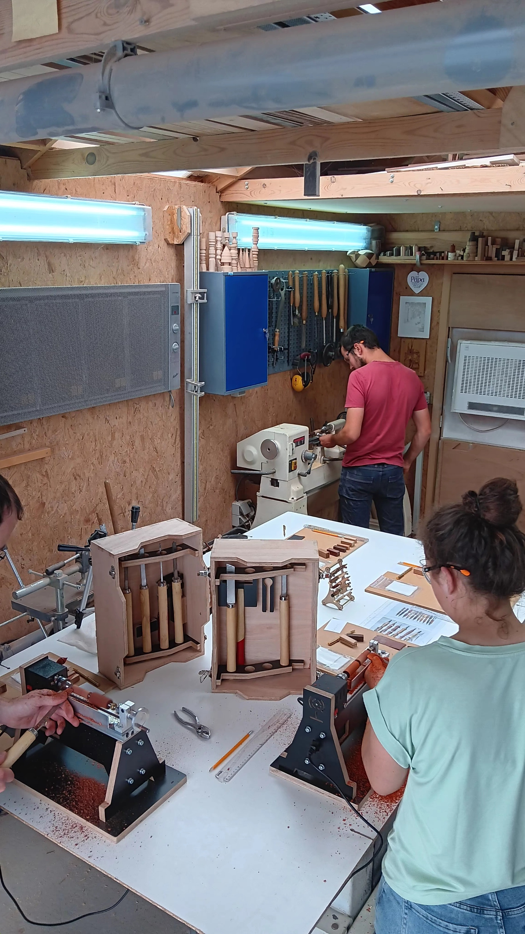 Houtdraaien als teamuitje - Foto