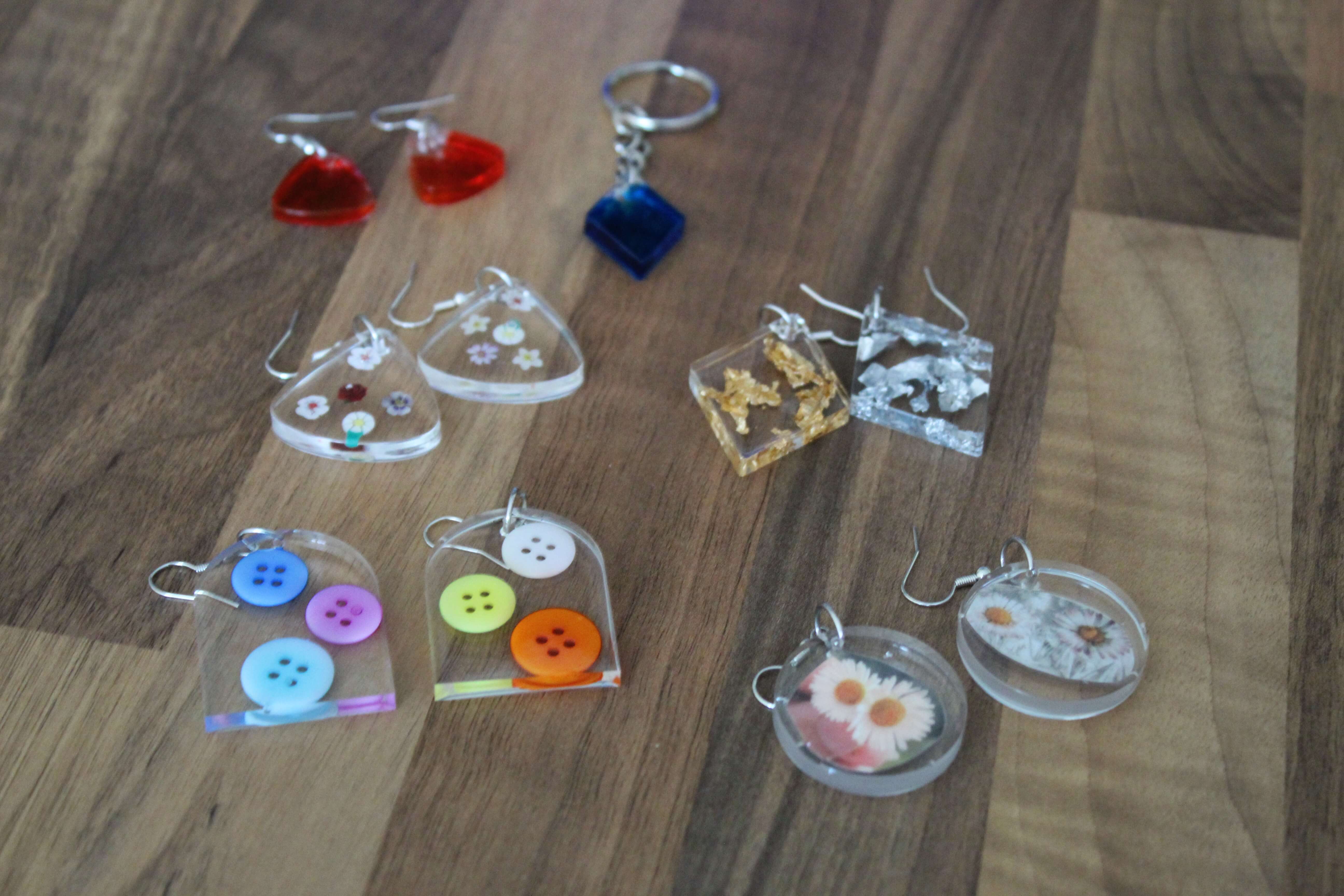 oorbellen en/of (sleutel)hangers - Foto