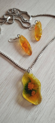 oorbellen en/of (sleutel)hangers