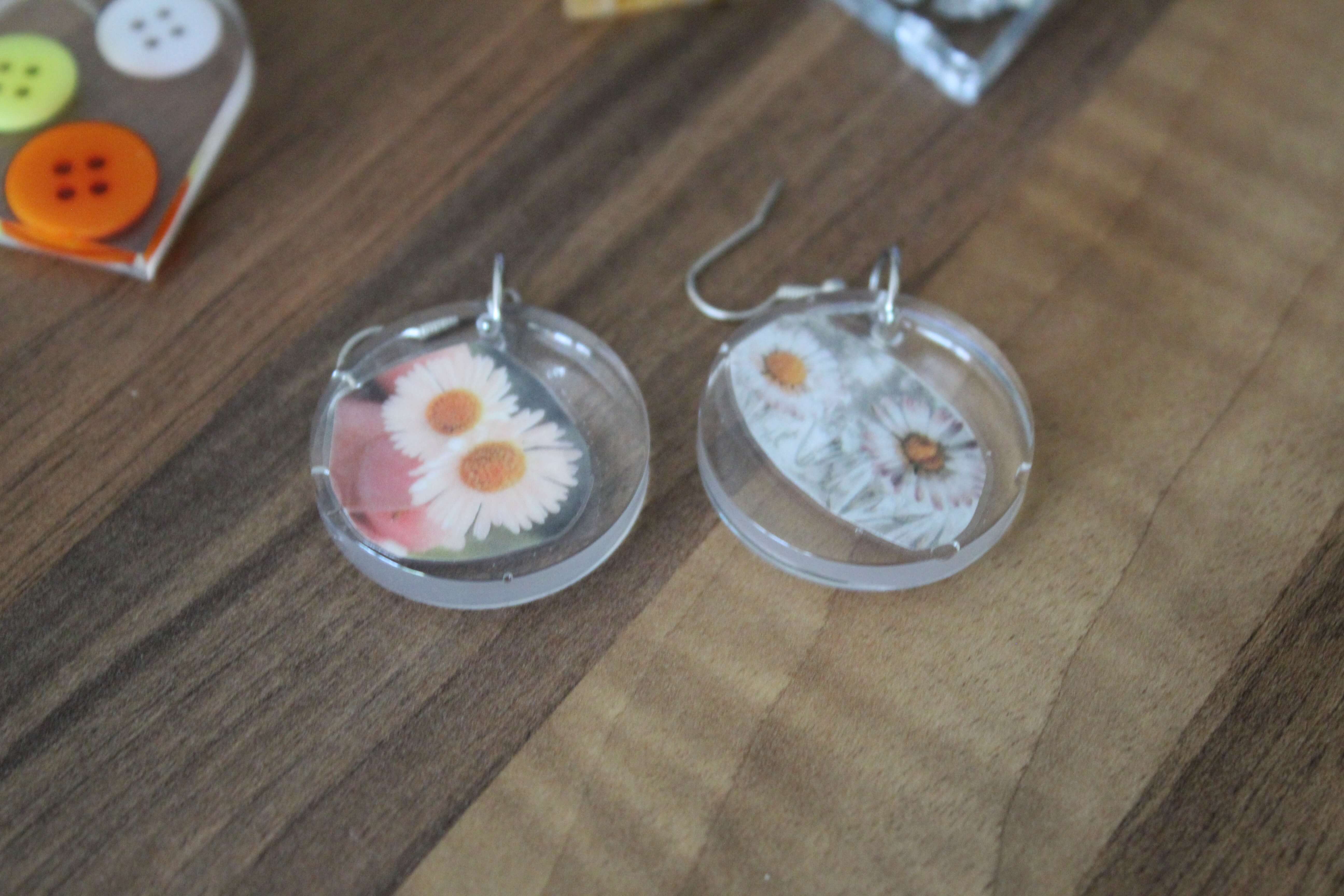 oorbellen en/of (sleutel)hangers - Foto