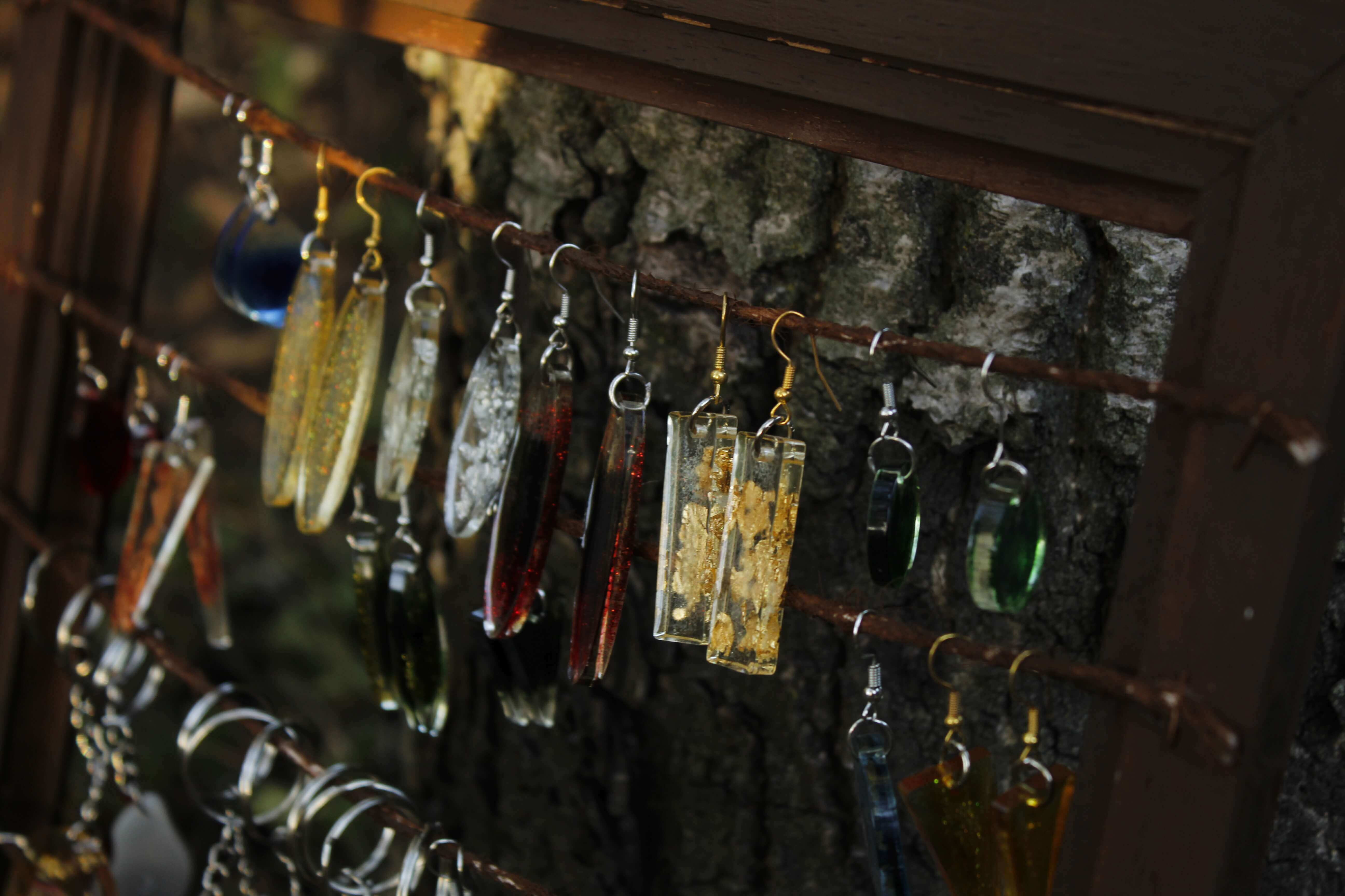 oorbellen en/of (sleutel)hangers - Foto