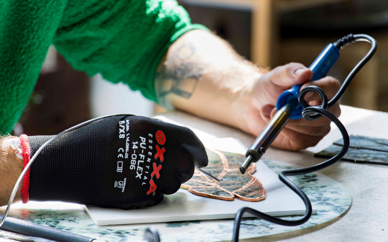 Workshop glas-in-lood - Maak je eigen unieke glasraam (3u) - Foto