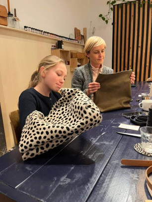 Workshop lederen handtas maken