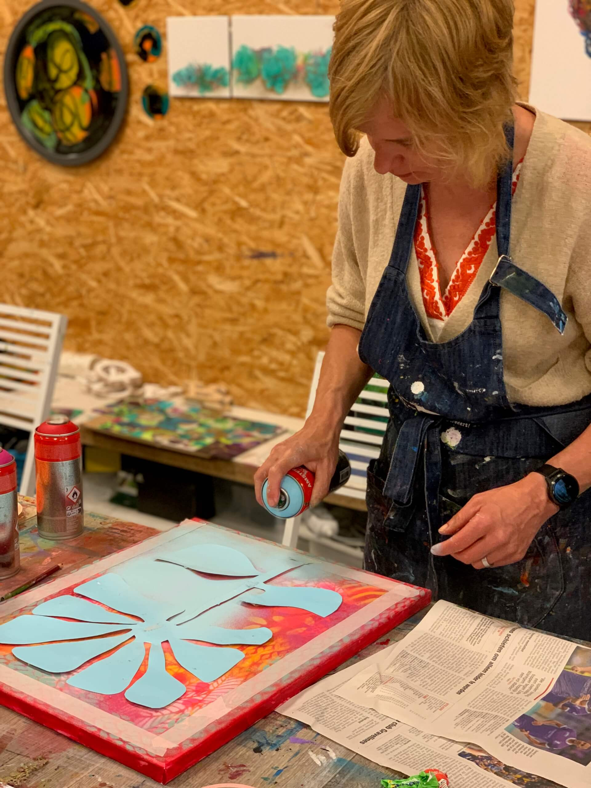 Ouder-tiener 10+: Graffiti stencil art (December) - Foto