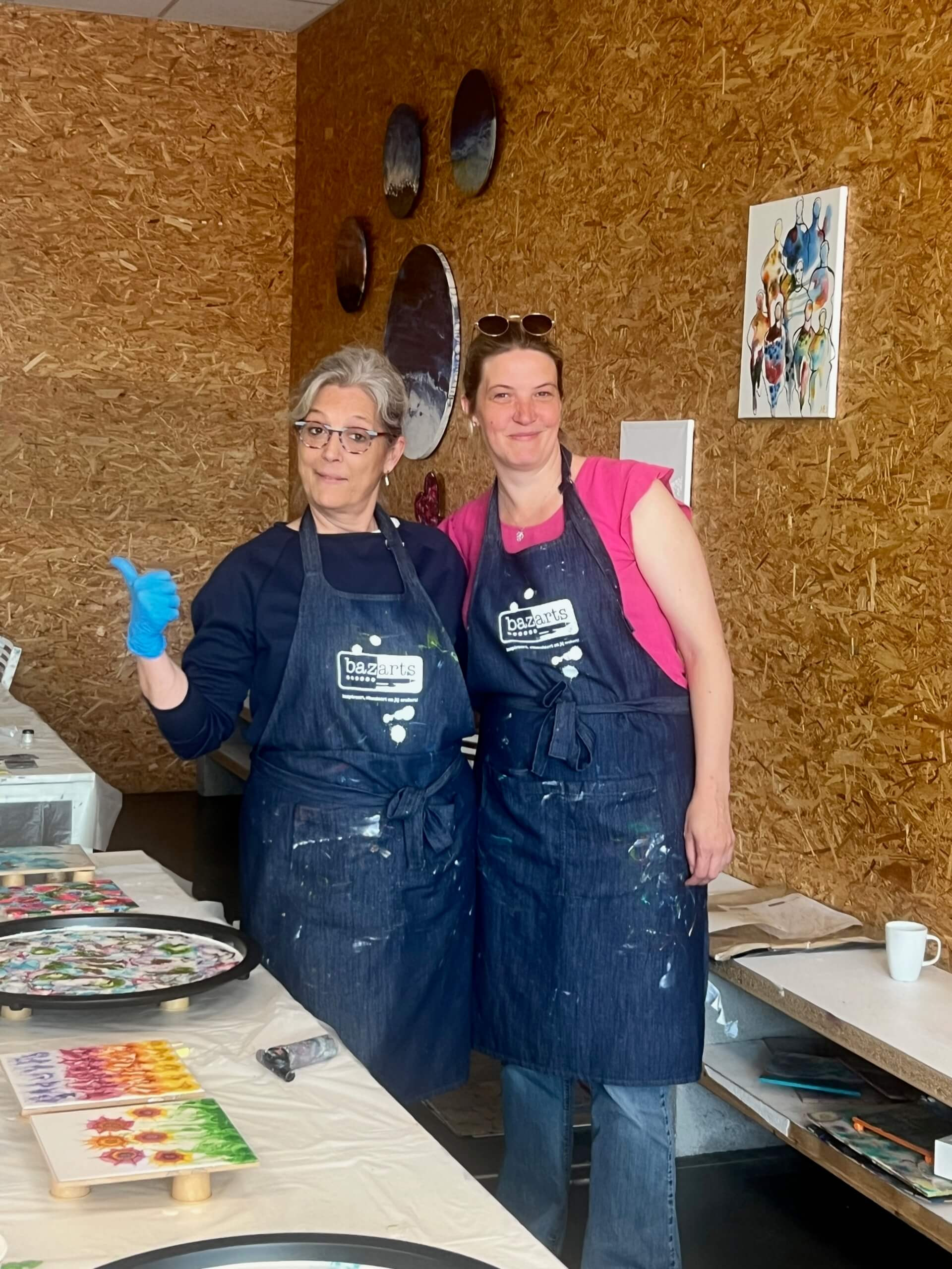 Resin Art/epoxy – Basistechnieken en bijzettafeltje (Maart) - Foto