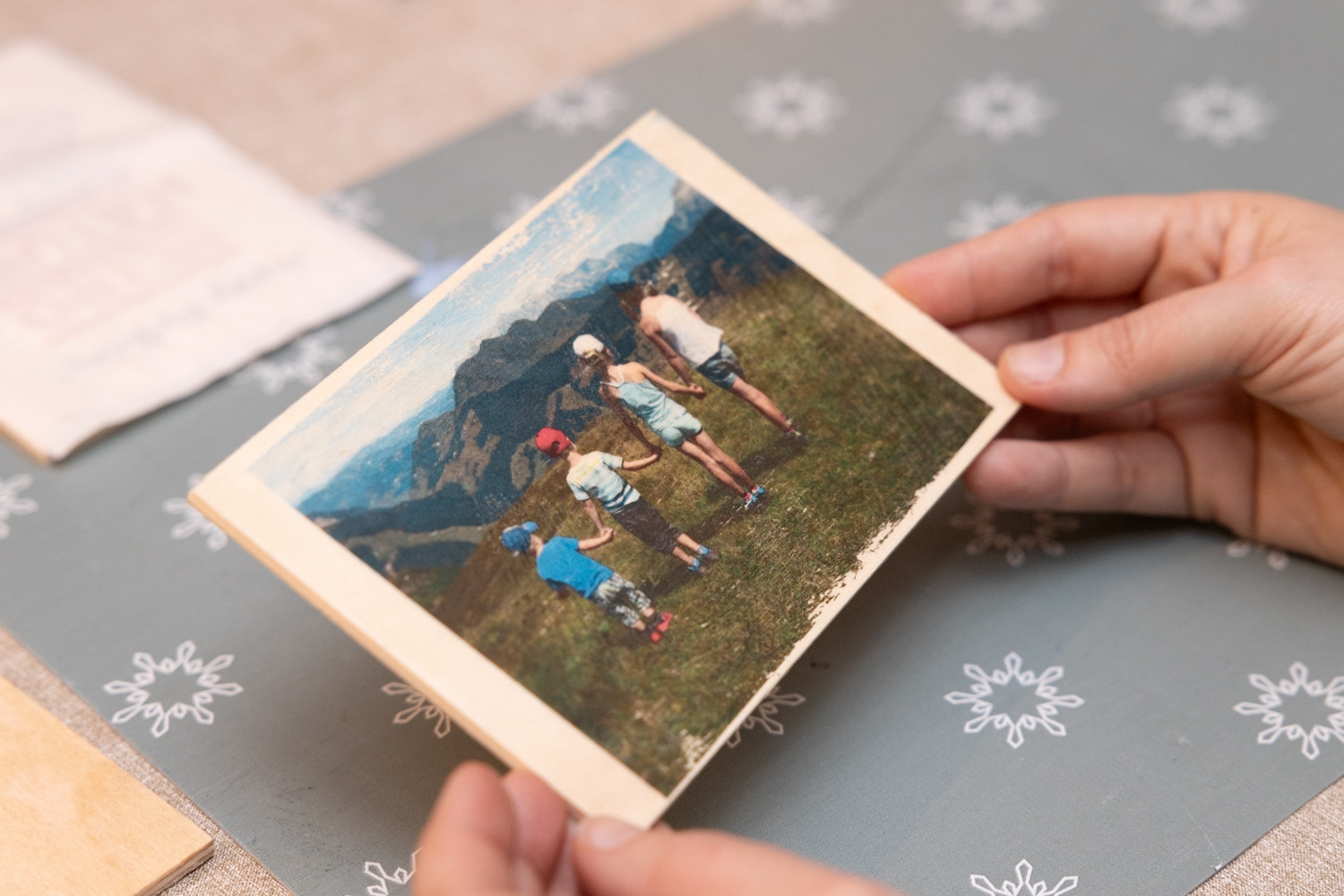 Workshop houten wenskaarten met prints - Foto