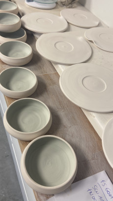 Workshop keramiek servies maken in mallen