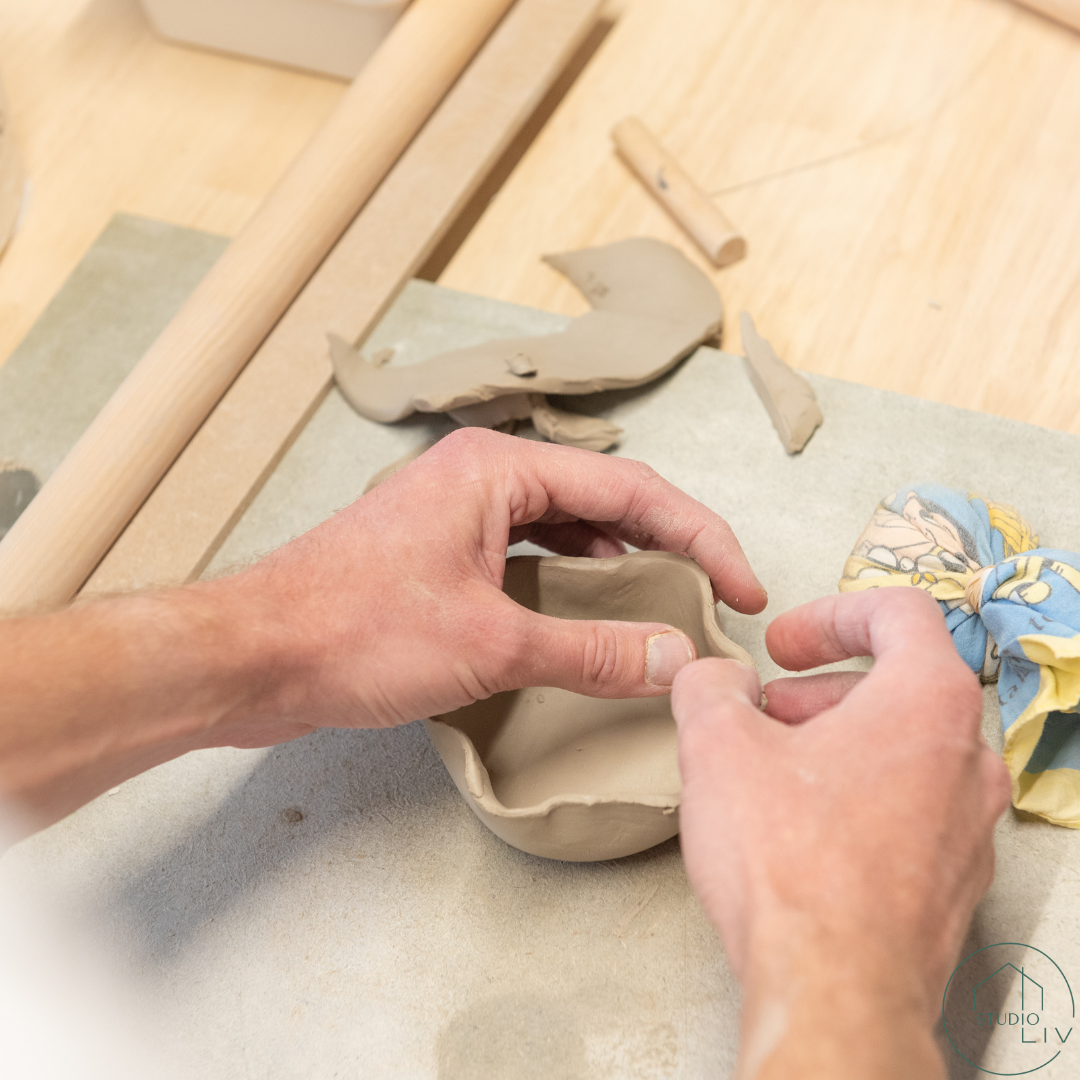 Tapasset boetseren en glazuren - Foto